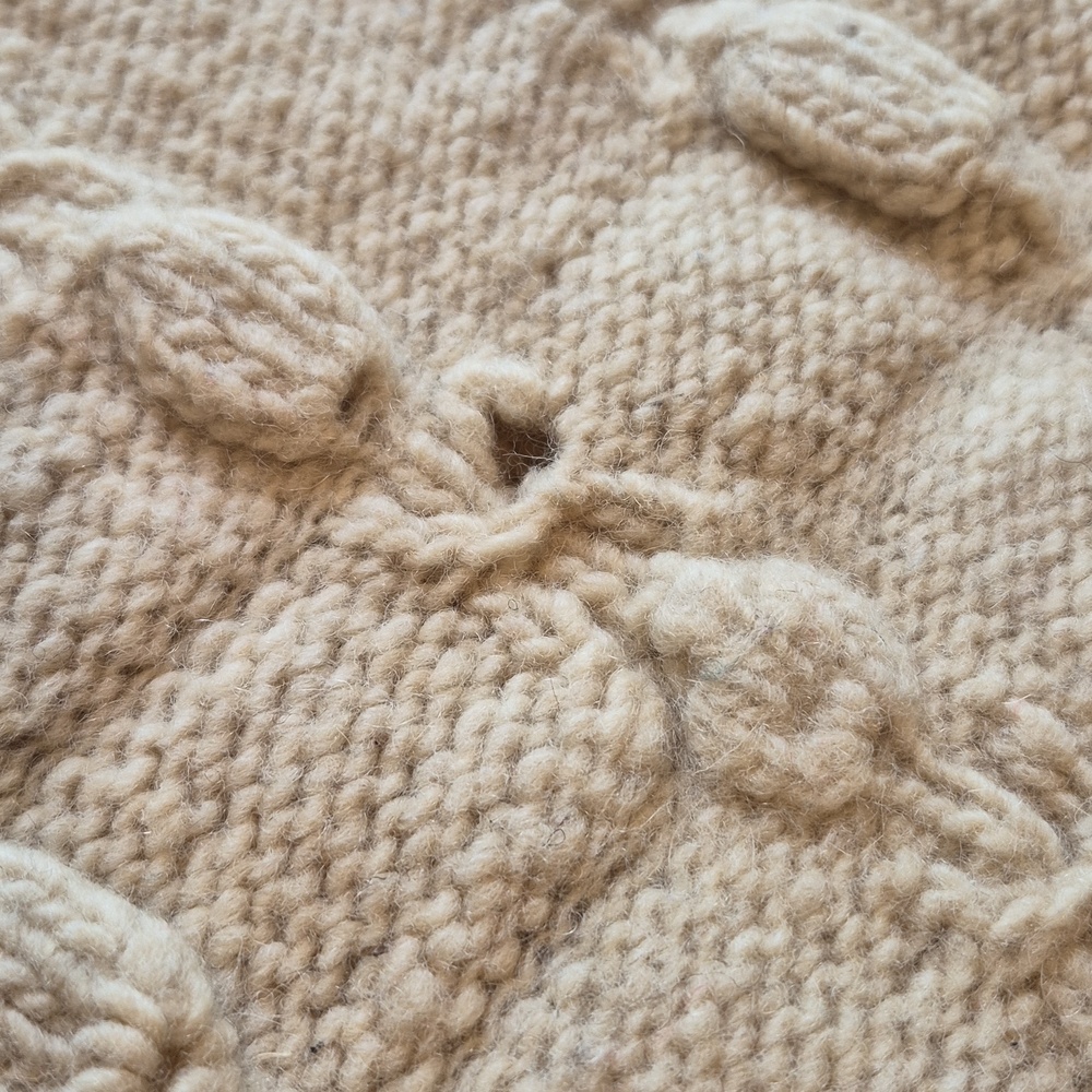 Vtg Neiman Marcus 100% Wool 3/4 Puff Sleeve Knit Sweater, XS - Picture 16 of 16